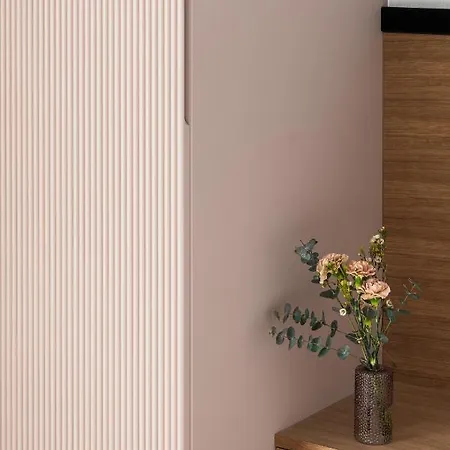Apartment Rose With Bath By Oneapartments Sopot