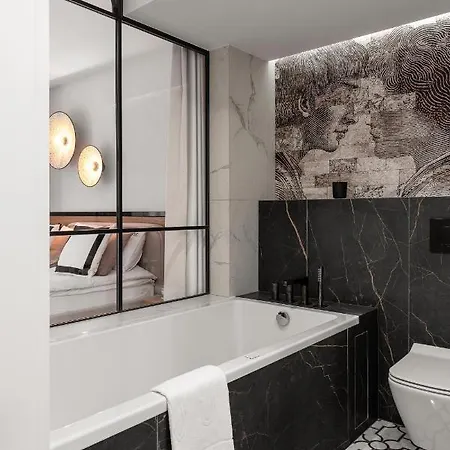 Rose With Bath By Oneapartments Sopot