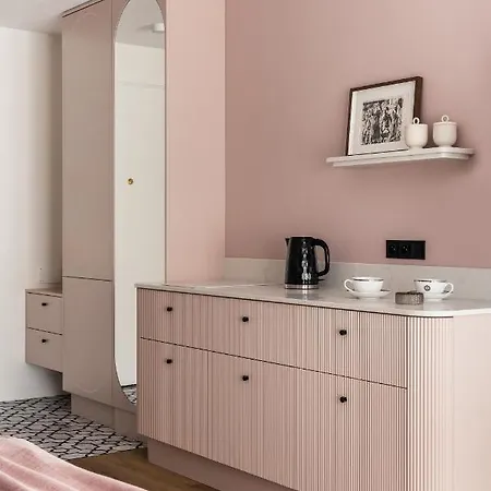 Rose With Bath By Oneapartments * Sopot