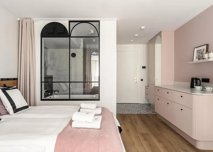 Apartamento Rose With Bath By Oneapartments