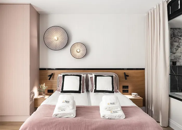 Rose With Bath By Oneapartments Apartamento *